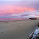 Mini Loft Avec Cinema Et Terrasse - Cap D'agde *