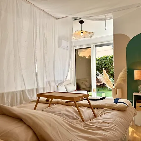 Mini Loft Avec Cinema Et Terrasse - Cap D'agde Apartamento *