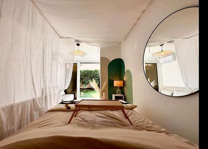 Apartamento Mini Loft Avec Cinema Et Terrasse - Cap D'agde Agde