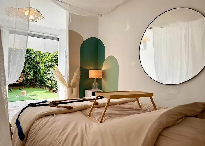 Apartamento Mini Loft Avec Cinema Et Terrasse - Cap D'agde Agde